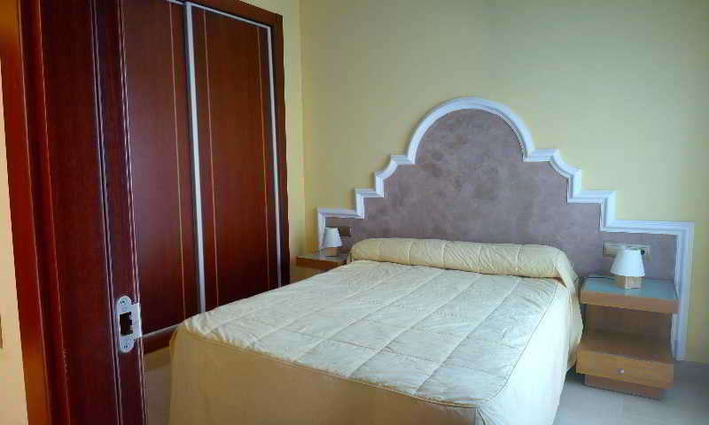 Apartamentos Suites Oficentro Málaga Exteriör bild